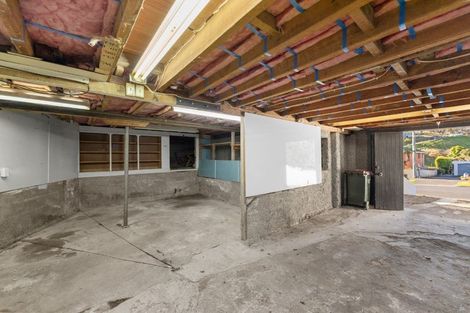 Photo of property in 23 Elwyn Crescent, Green Island, Dunedin, 9018