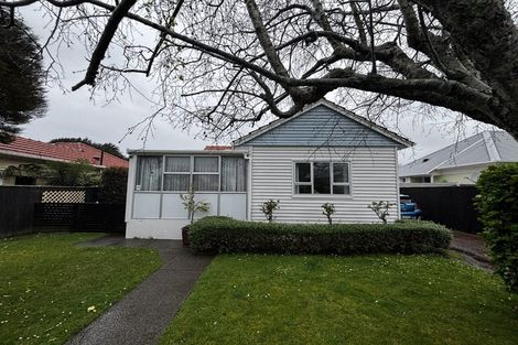 Photo of property in 115 Brooklands Road, Brooklands, New Plymouth, 4310