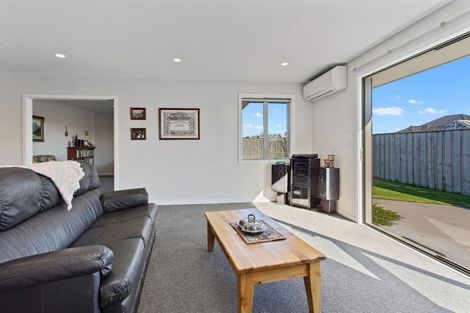 Photo of property in 20 Awa Place, Rangiora, 7400