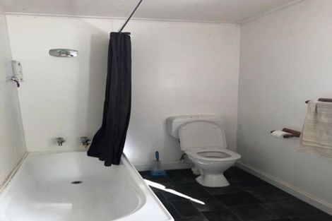 Photo of property in 2/44 Ribble Street, Island Bay, Wellington, 6023