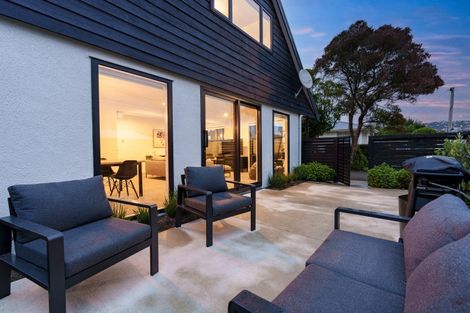 Photo of property in 165 Macandrew Road, South Dunedin, Dunedin, 9012