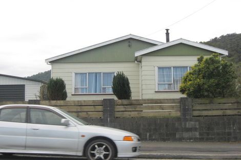 Photo of property in 135 Bright Street, Cobden, Greymouth, 7802