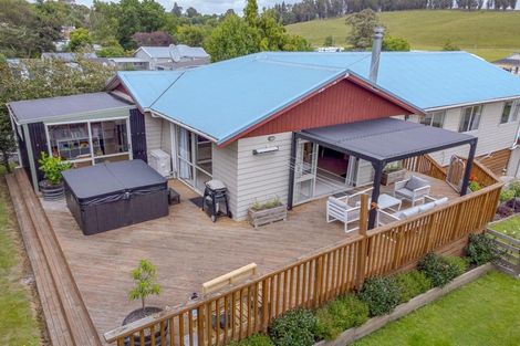 Photo of property in 21 Watts Street, Waipawa, 4210