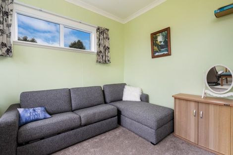 Photo of property in 6 Domain Road, Dunback, Palmerston, 9483