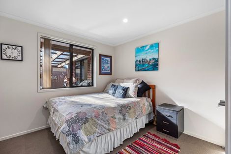 Photo of property in 100 Twin Oak Avenue, Papamoa Beach, Papamoa, 3118