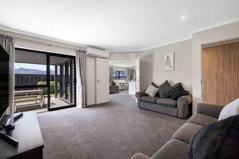 Photo of property in 12 Sawdon Street, Wanaka, 9305