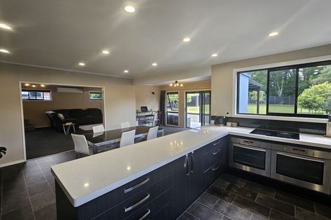 Photo of property in 36 Wanganui Road, Marton, 4710