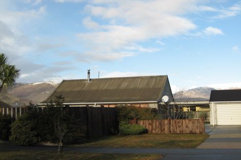 Photo of property in 137 Waenga Drive, Cromwell, 9310