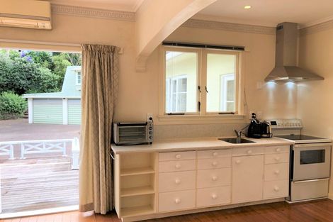 Photo of property in 26a Queens Parade, Devonport, Auckland, 0624