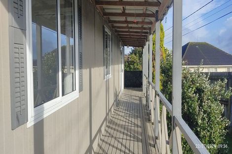 Photo of property in 2/112 View Road, Sunnyvale, Auckland, 0612