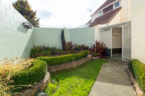 Photo of property in 2/2 Cross Street, Marchwiel, Timaru, 7910