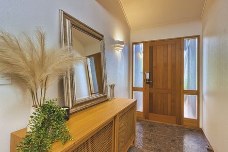 Photo of property in 3a Tauroa Road, Havelock North, 4130