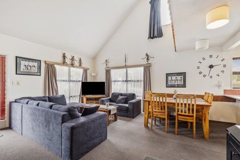 Photo of property in 1 Saint James Avenue, Hanmer Springs, 7334