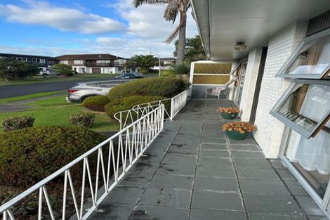 Photo of property in 1/9 Belmere Rise, Farm Cove, Auckland, 2012