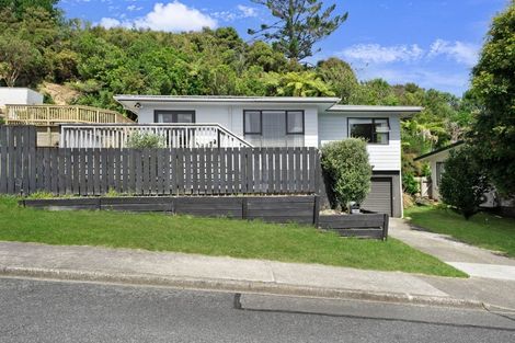 Photo of property in 36 Kingsley Street, Stokes Valley, Lower Hutt, 5019