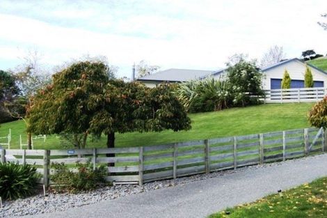 Photo of property in 668 Swamp Road, Puketapu, Napier, 4183