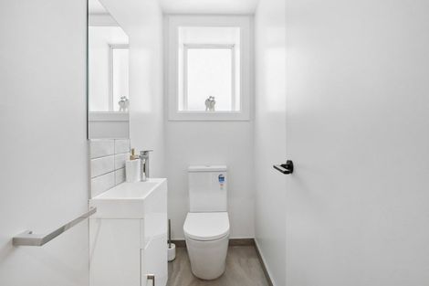 Photo of property in 1/40d Cuba Street, Te Aro, Wellington, 6011