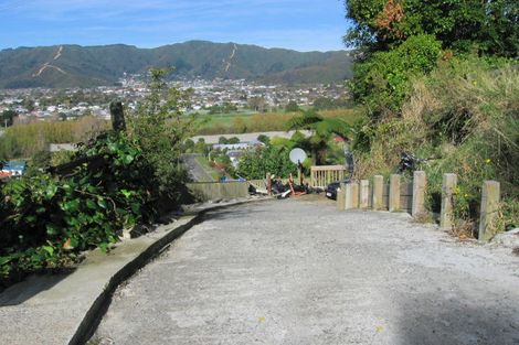 Photo of property in 1 Gurney Road, Kelson, Lower Hutt, 5010