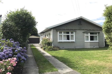 Photo of property in 6 Nortons Road, Avonhead, Christchurch, 8042