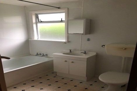 Photo of property in 437 Featherston Street, Palmerston North, 4414