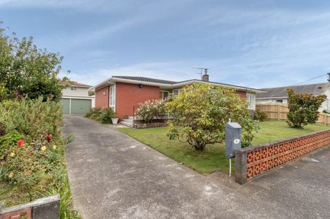 Photo of property in 4 Rosebank Avenue, Avalon, Lower Hutt, 5011