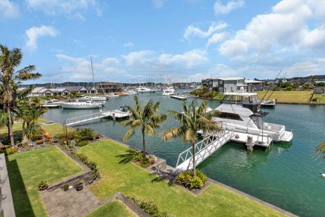 Photo of property in 12 Rauiri Drive, One Tree Point, 0118