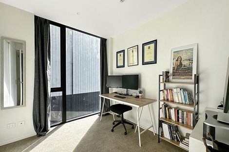 Photo of property in 401/1 Buscomb Avenue, Henderson, Auckland, 0610