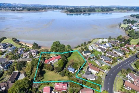 Photo of property in 14a Carnoustie Drive, Wattle Downs, Auckland, 2103