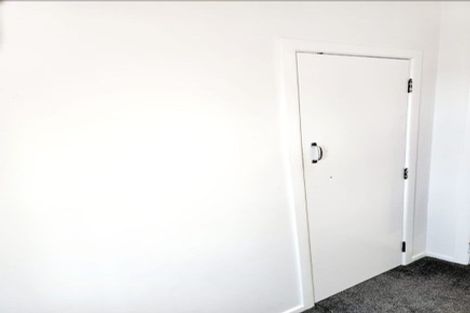 Photo of property in 2/31 Sunnyfield Crescent, Glenfield, Auckland, 0629