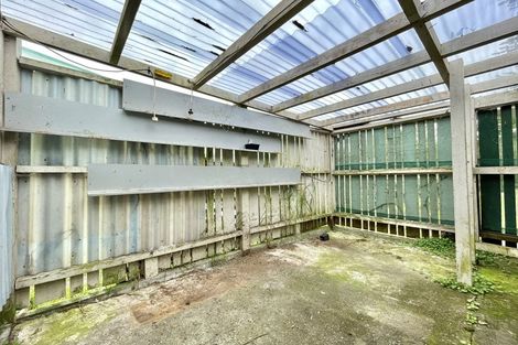 Photo of property in 20 Madison Place, Forrest Hill, Auckland, 0620