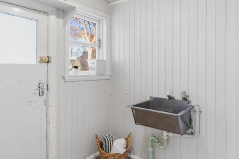 Photo of property in 18 Auburn Avenue, Upper Riccarton, Christchurch, 8041