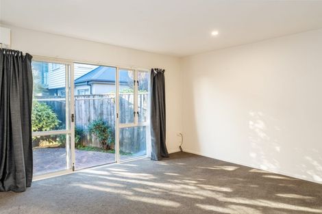 Photo of property in 126 Clarence Street, Riccarton, Christchurch, 8011