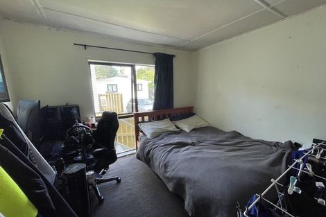 Photo of property in 162 Edmonton Road, Te Atatu South, Auckland, 0610