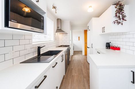 Photo of property in 51 Dewe Avenue, Feilding, 4702