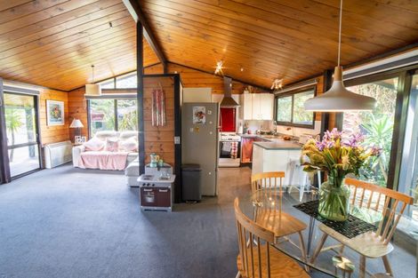 Photo of property in 17 Denver Grove, Totara Park, Upper Hutt, 5018