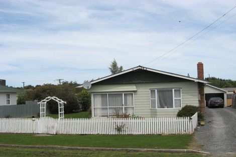 Photo of property in 23 Seddon Street, Cheviot, 7310