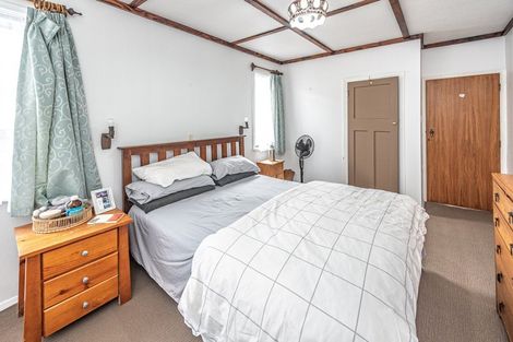 Photo of property in 10 Seafront Road, Castlecliff, Whanganui, 4501