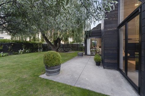 Photo of property in 1 Larkins Way, Arthurs Point, Queenstown, 9371