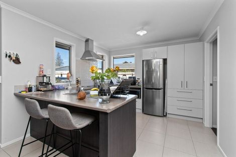 Photo of property in 35c Forsyth Street, St Andrews, Hamilton, 3200