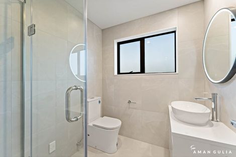 Photo of property in 1/16 Binsted Road, New Lynn, Auckland, 0600