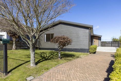 Photo of property in 9 Hammersmith Street, Richmond Heights, Taupo, 3330
