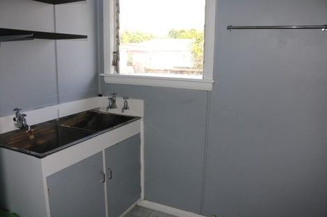 Photo of property in 4 Alton Place, Hokowhitu, Palmerston North, 4410