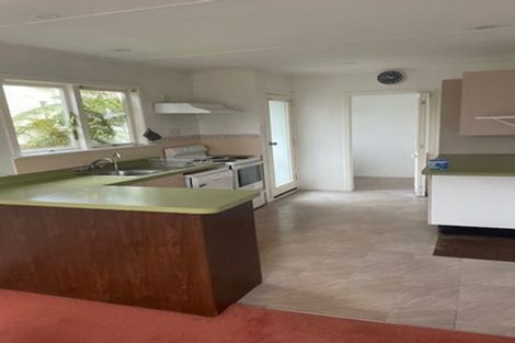 Photo of property in 87 Stewart Drive, Newlands, Wellington, 6037