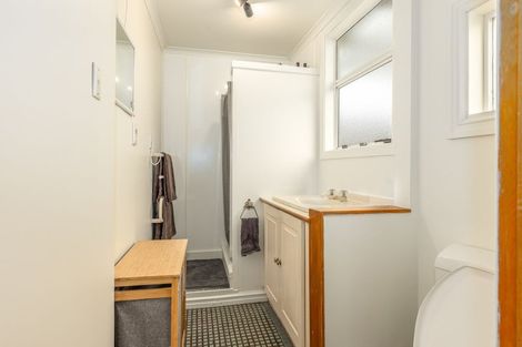 Photo of property in 12 Mahana Road, Paraparaumu Beach, Paraparaumu, 5032