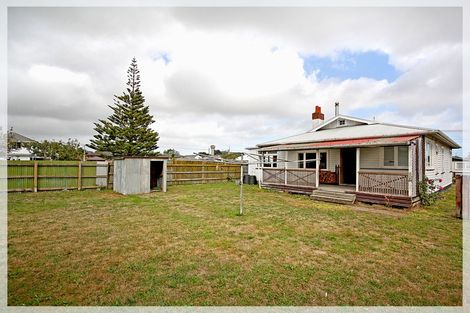 Photo of property in 13 Gladstone Street, Foxton, 4814