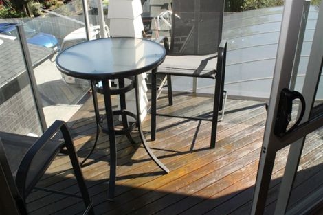 Photo of property in 30b Seacliffe Road, Hillsborough, Auckland, 1042