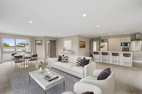 Photo of property in 41 Pukeko Way, Kinloch, Taupo, 3377