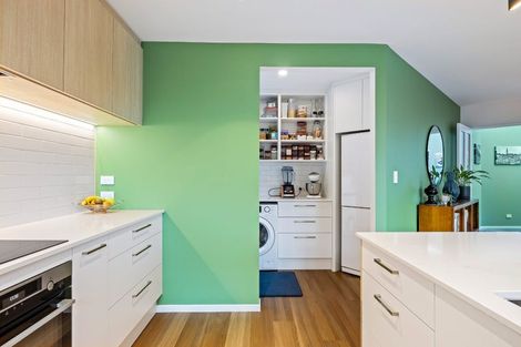 Photo of property in 8 Lady Polson Lane, Cashmere, Christchurch, 8022