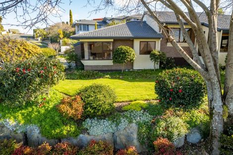 Photo of property in 2 D'urville Rise, Richmond, 7020