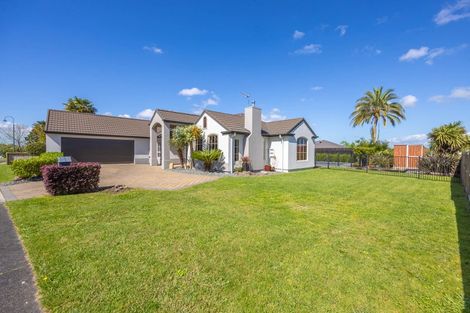 Photo of property in 11 Gavin Heights, Rototuna, Hamilton, 3210